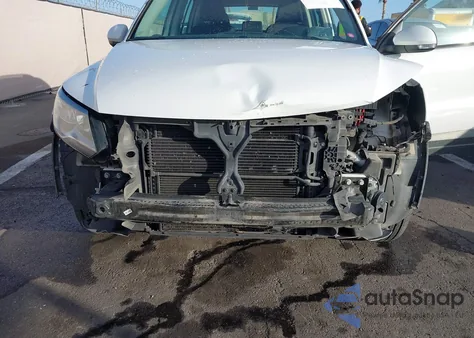 2015 Volkswagen Tiguan S from USA, damaged, VIN WVGAV7AX2FW558931